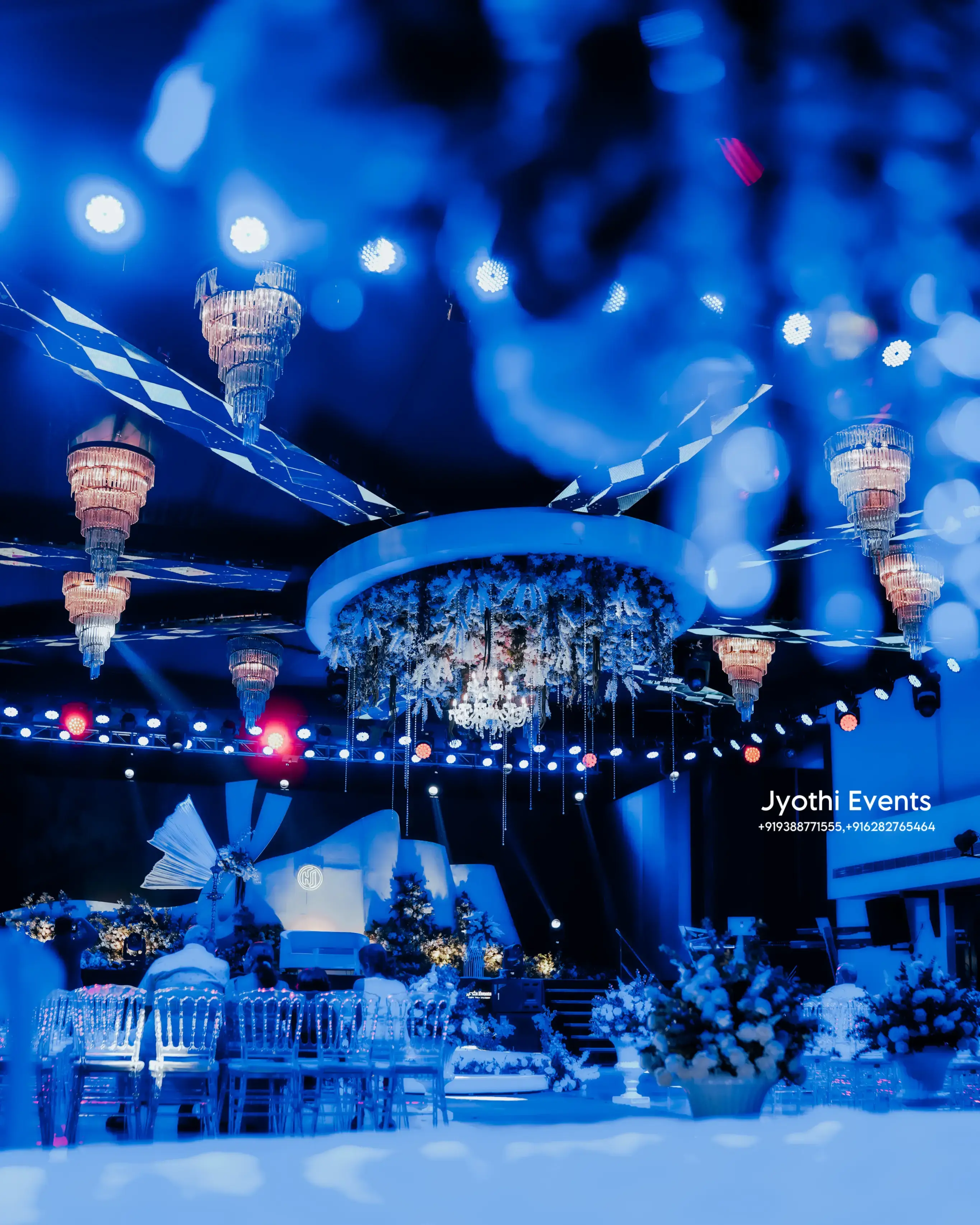 Behind the Scenes: A Grand Wedding Celebration in Blue Elegance